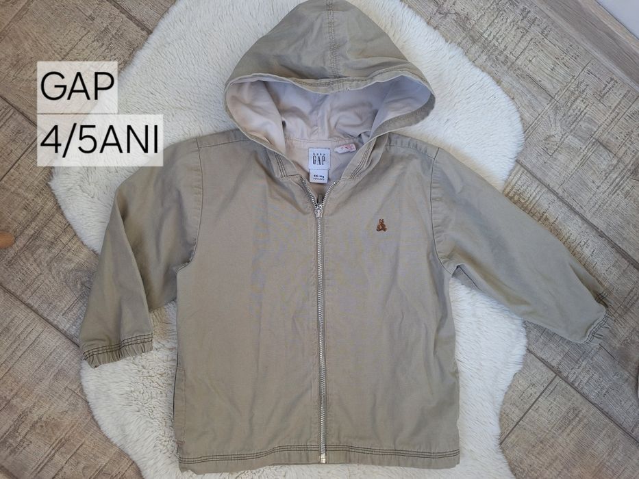 Geaca gap marimea 4/5 ani