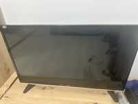 Televizor LCD in perfecta stare