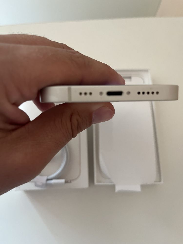 Iphone 13 128GB бял