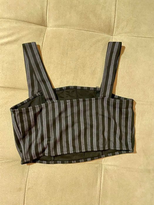 Кариран черен топ