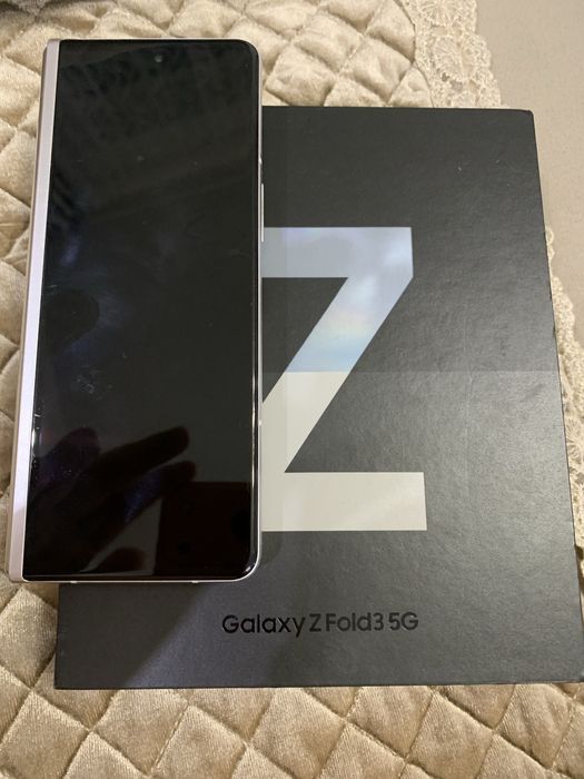 Samsung z fold 3
