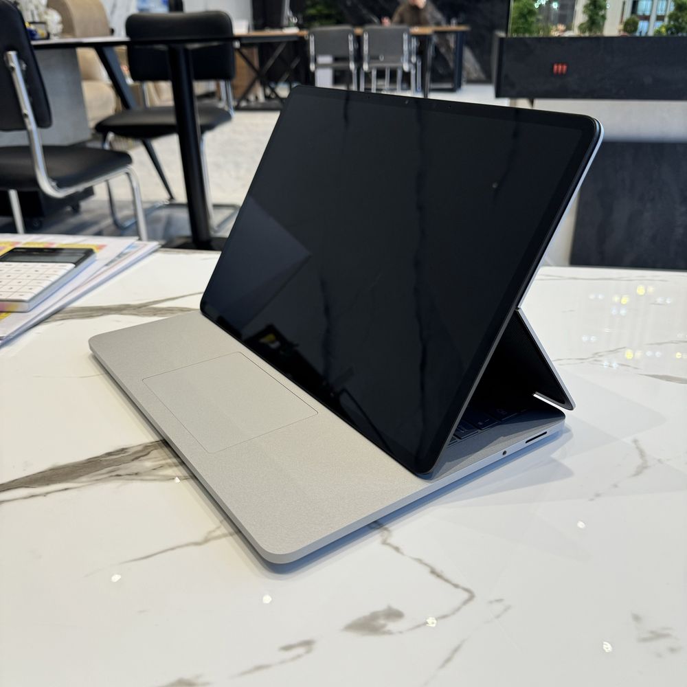 Microsoft Surface Laptop Studio продаётся (почти новый)
