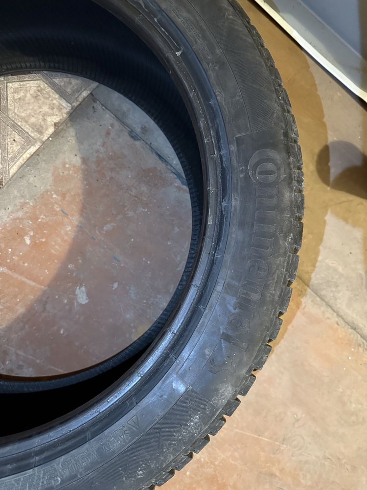 Продам б/у зимние шипованные шины 275/45 R21 Continetal