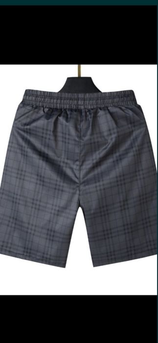 Bermude plaja Burberry, model 2025, 2 modele