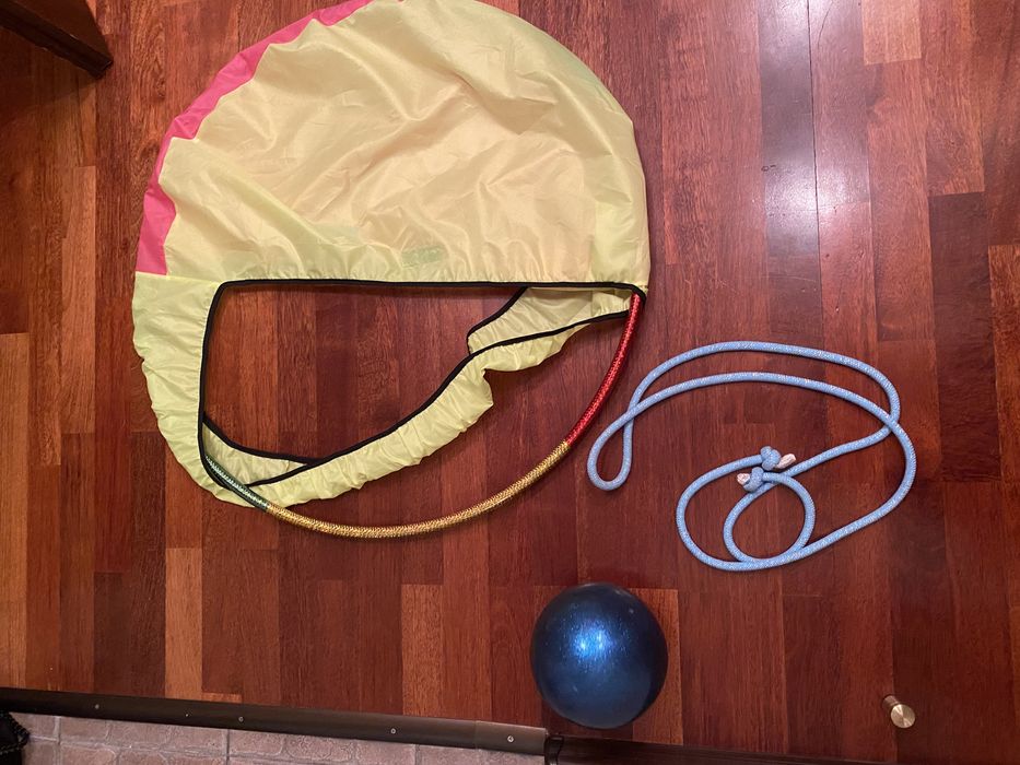 Продаются предметы для художественной гимнастики