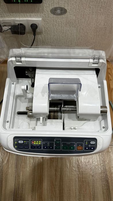 Продается стеклоточильный аппарат