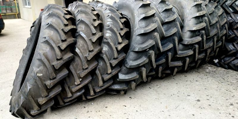 cauciucuri 14.00-38 noi fabricatie recenta u650 spate sau ifron ZYX1