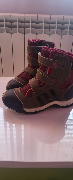 Adidas зимни апрески Uk 4 & Uk 5