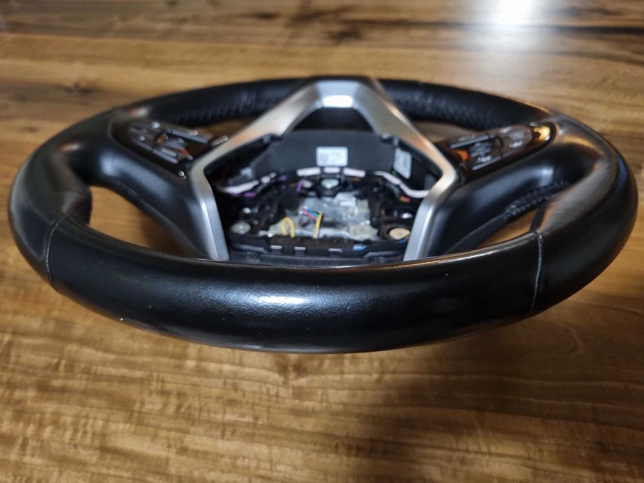 Волан BMW G30 5 серия