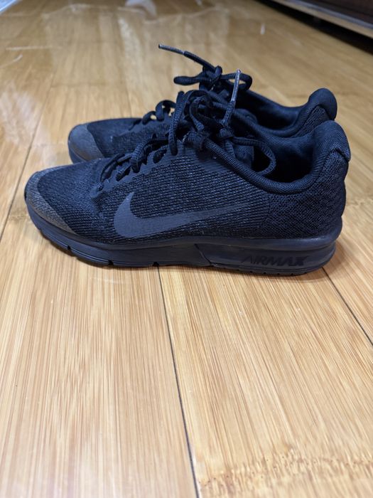 Adidasi nike originali