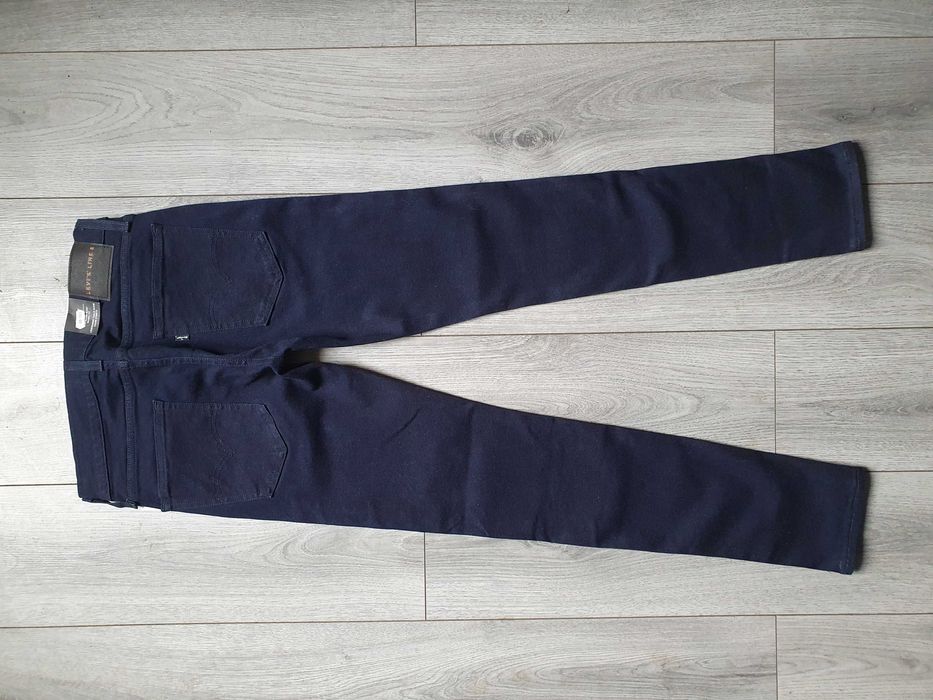 (NOU) Blugi LEVI'S 519 Extreme Skinny - Marimea W30 L32