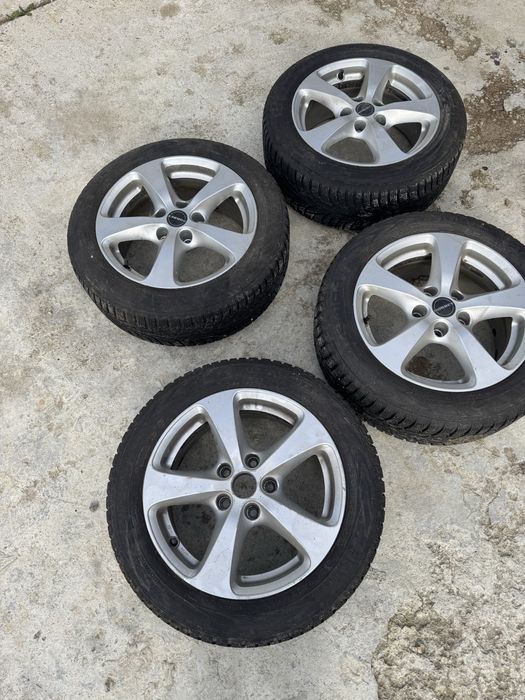 4 Jante ALIAJ R16 cu anvelope iarna nokian wr d4 aproape noi