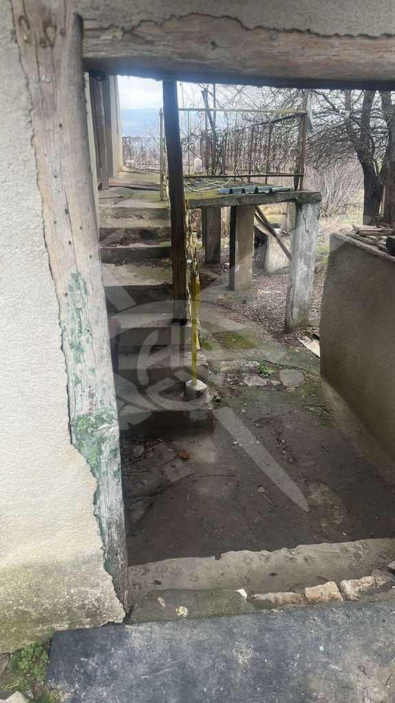 Продава се Къща в Девня - 60 кв.м за 650 €/кв.м - Снимка #4
