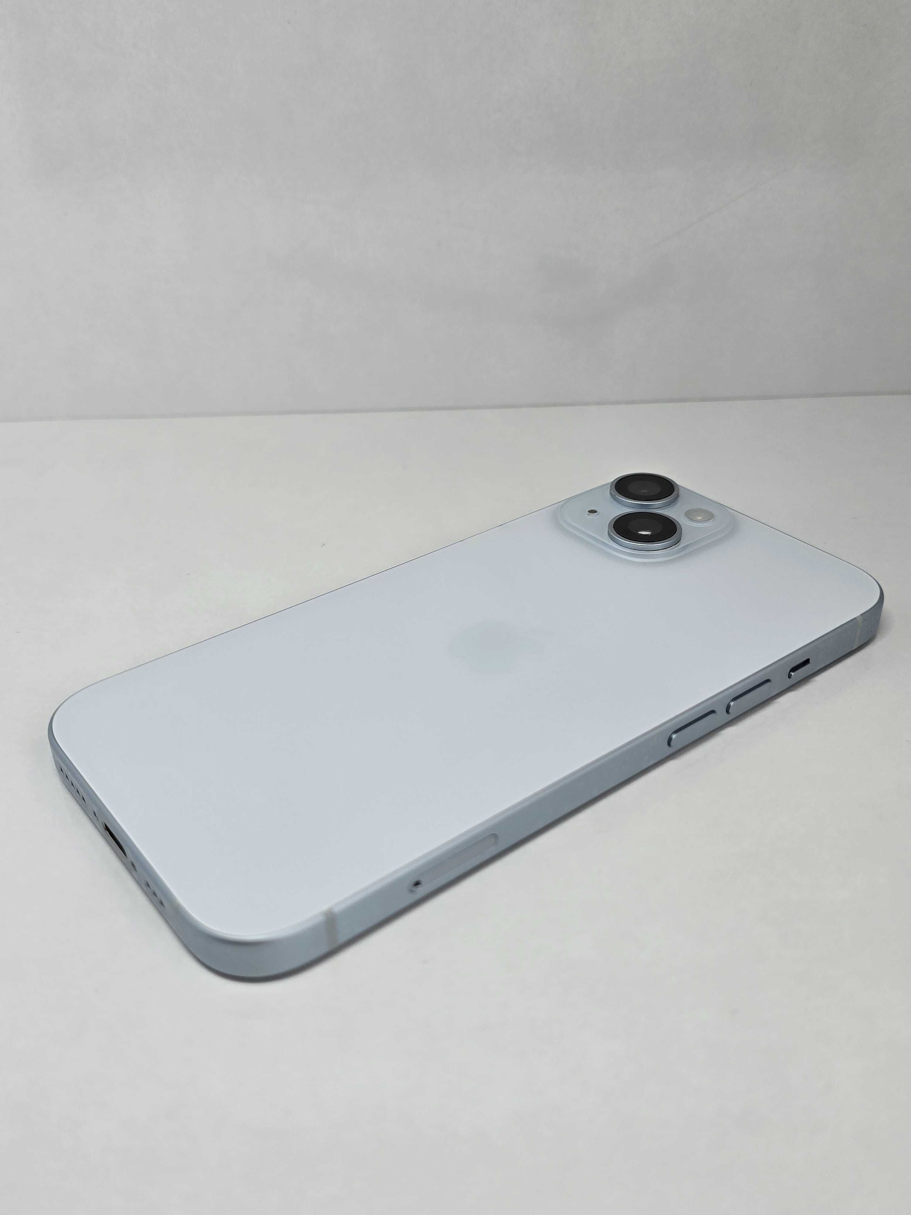 iPhone 15 128GB Blue