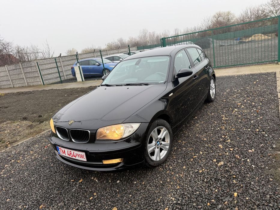BMW Seria 1 BMW 116d, distribuție nouă,Navigație, an 2010