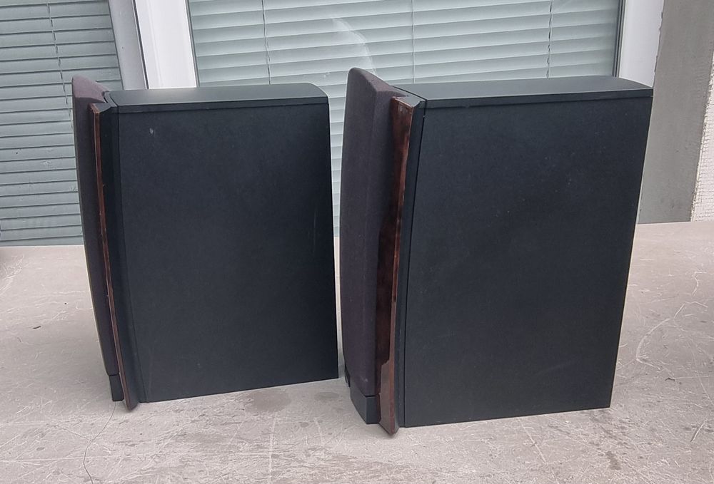 Чифт колонки Grundig