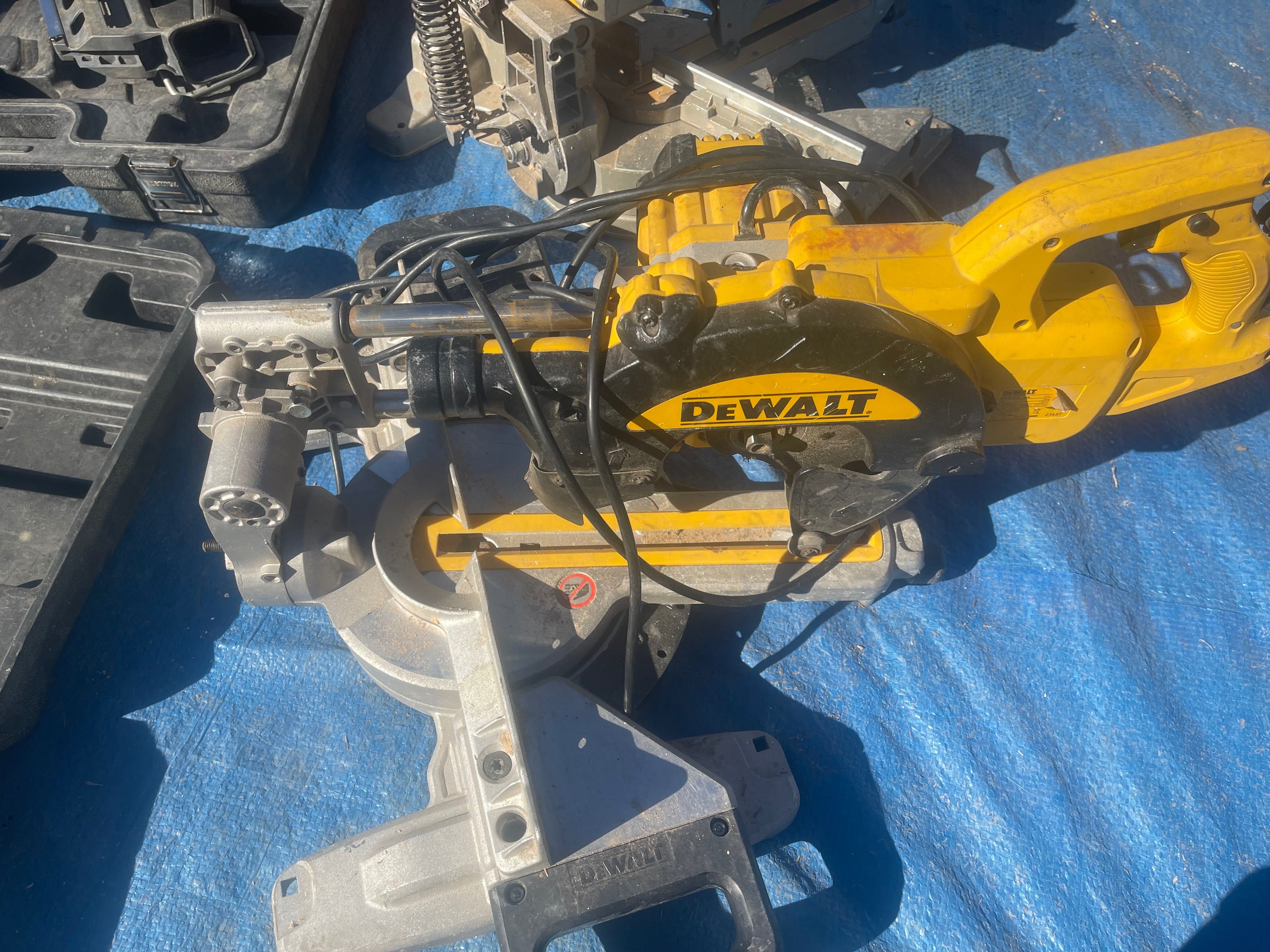Настолен циркуляр Dewalt на ток 3 броя