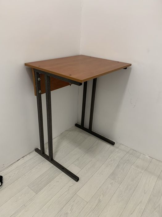 Стулья, мини парта, мини доска сатылады