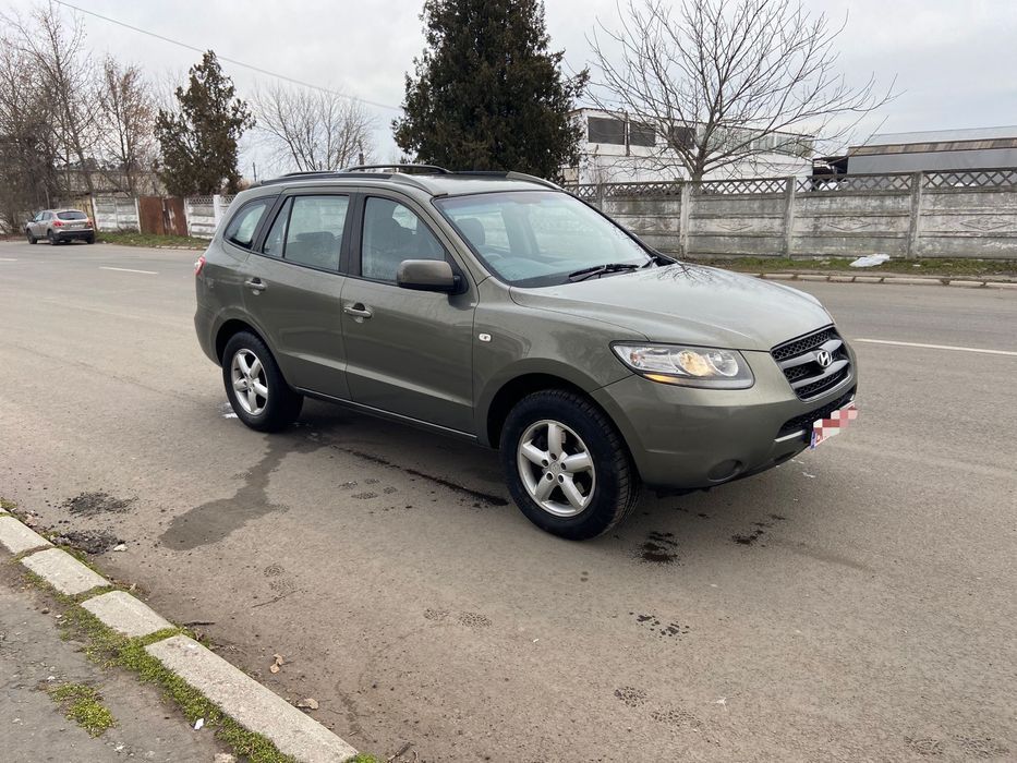 Centuri fata Hyundai Santa Fe 2