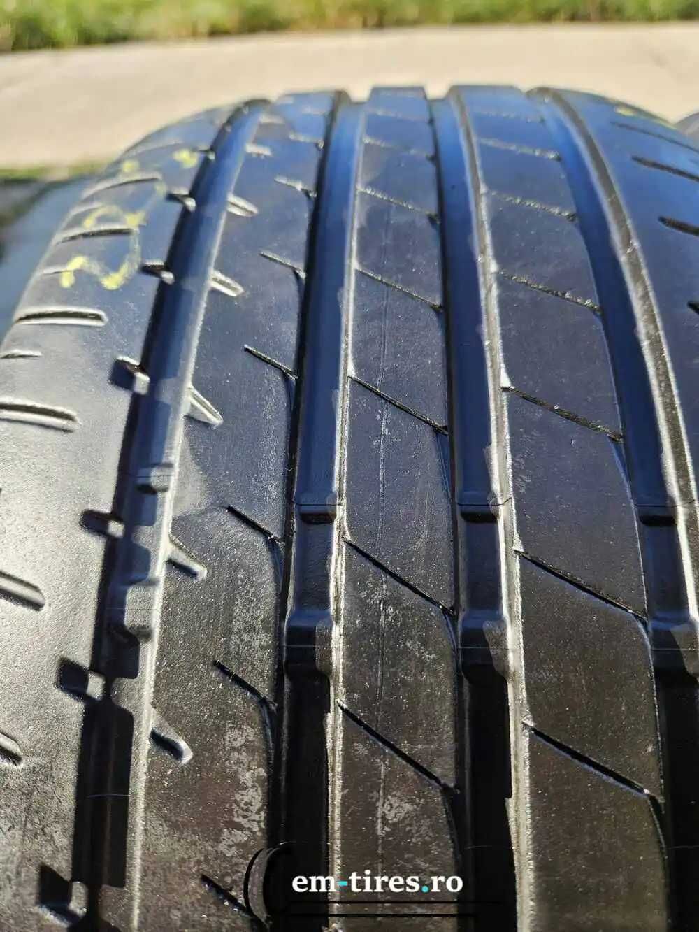 SET 2 Anvelope Vara 225/50 R17 LASSA Driveways 98W