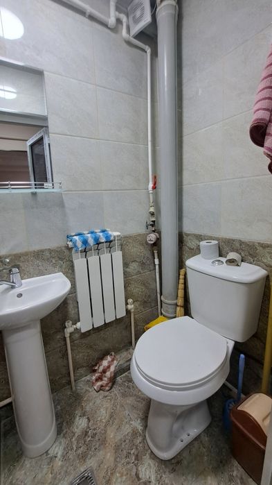 Чирчик шахар 
Троицкий 13-мактаб ёнида
#1-хона 1-этаж 
Квартира иж