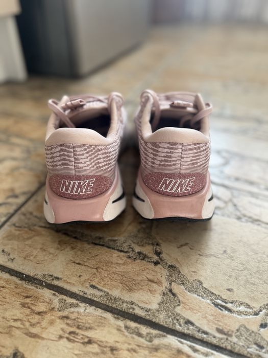 Adidasi Nike Motiva, NOI, ORIGINALI