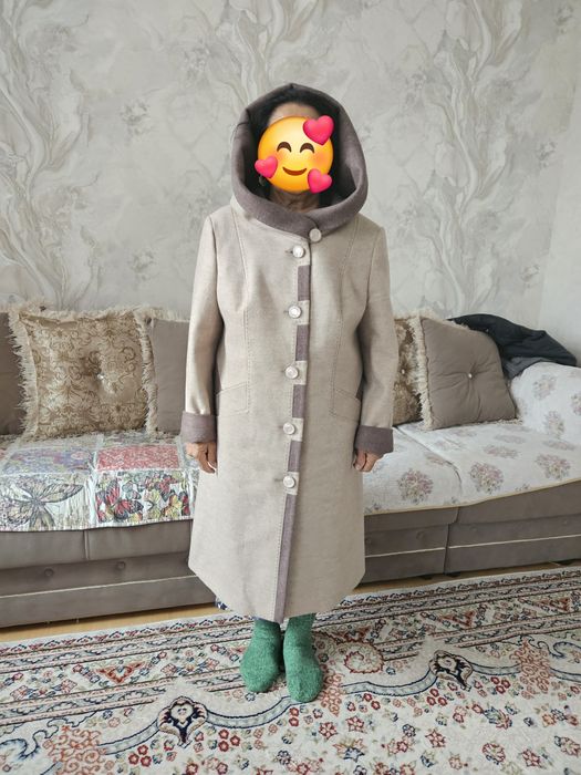 Продаётся пальто осенний
