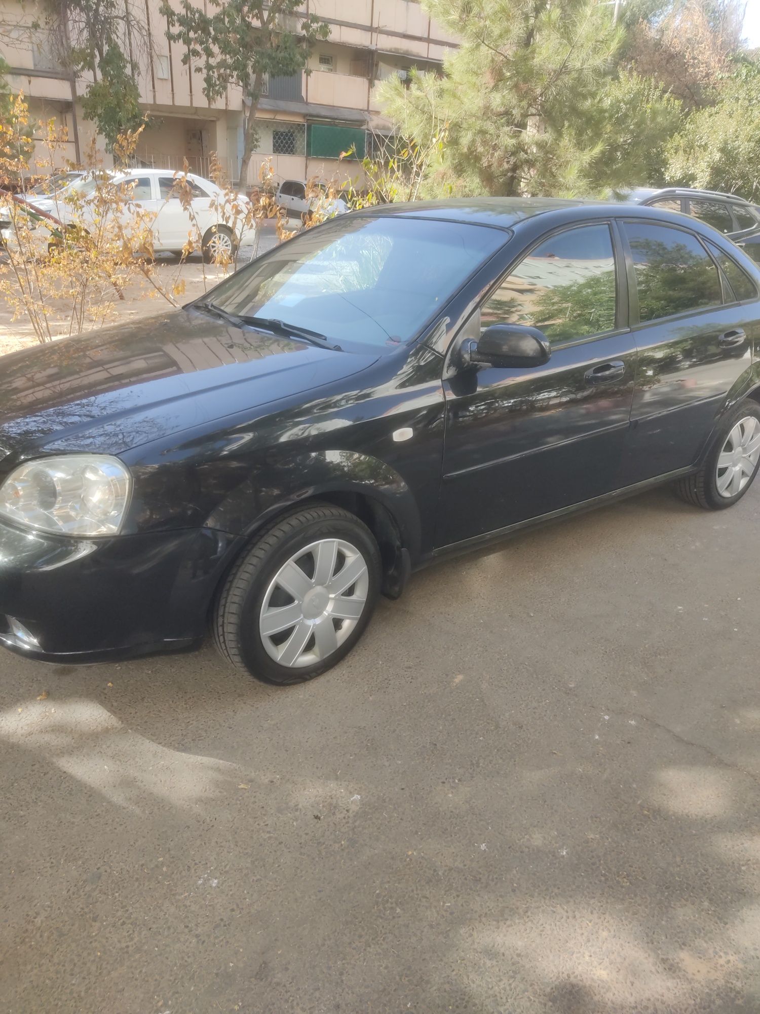 Продам Лачетти 1.8 автомат