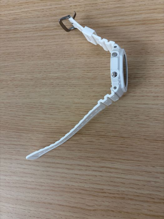 Ceas Casio G Shock alb