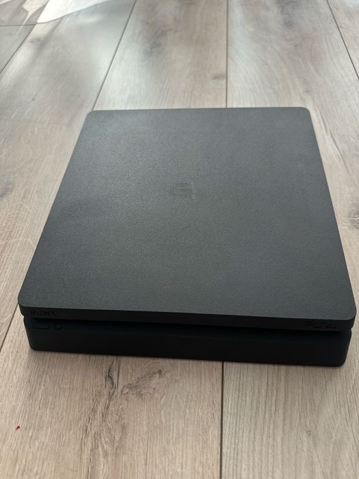 Playstation 4 Slim