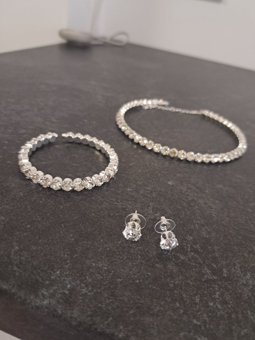 Set colier+ brățară+ cercei  zirconiu