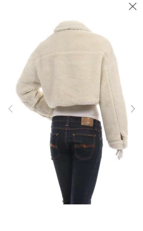 Дамско яке PULL&BEAR
Размер S, 65лв
