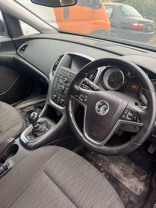 Opel Astra j 1.6 cdti volan dreapta