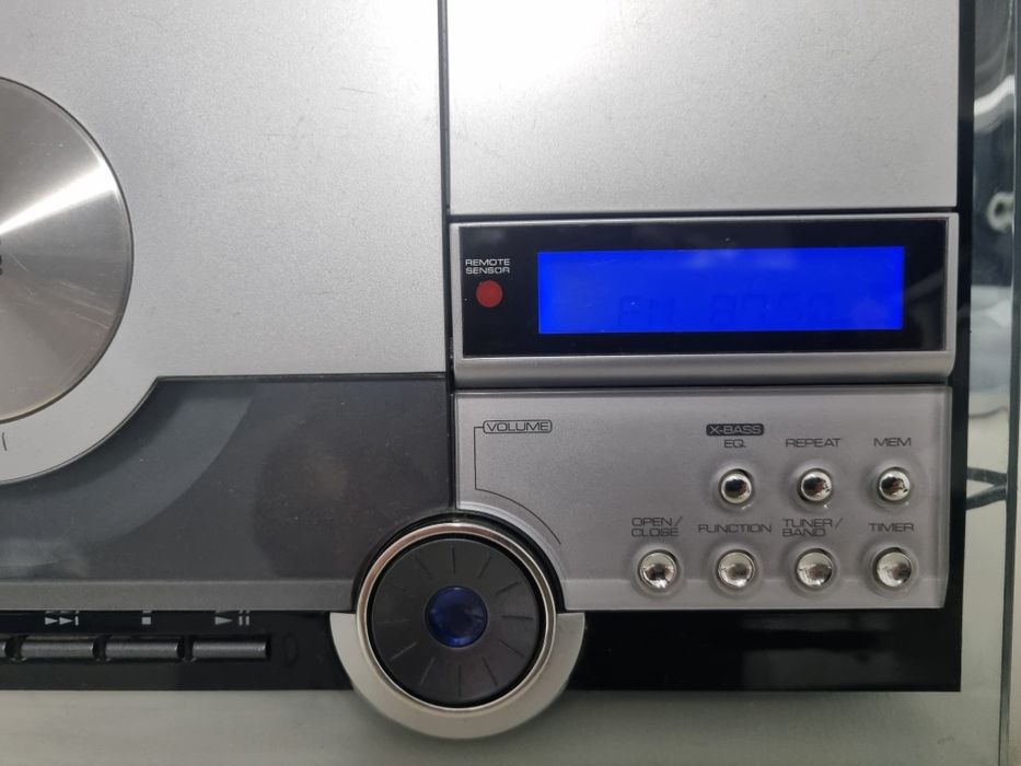 Mini cd cu radio si boxe