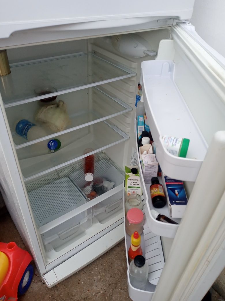 Холодилник индизит