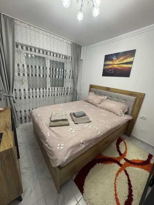 Apartament 2 camere parter de inchiriat CITY termen lung mobila noua