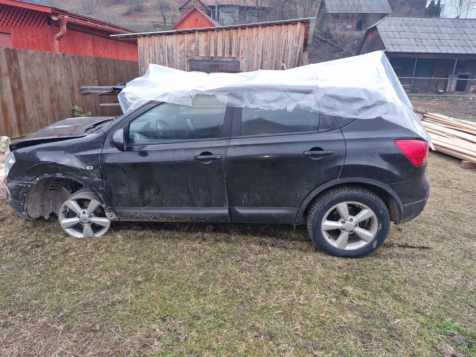 Vând nissan qashqai