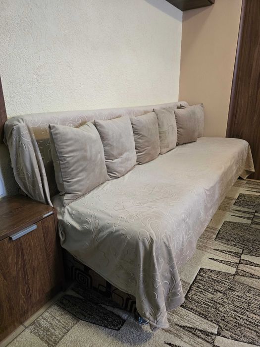 Canapea living cu lada