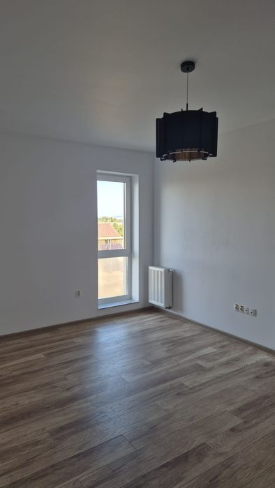 Ap. 2 camere de inchiriat