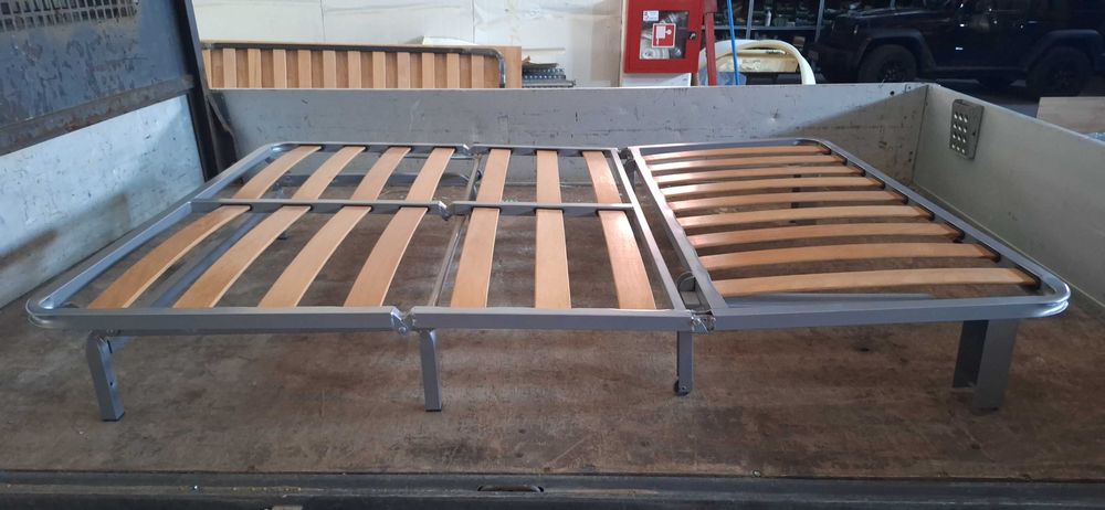 De vanzare canapea extensibila 140 x 190 cm
