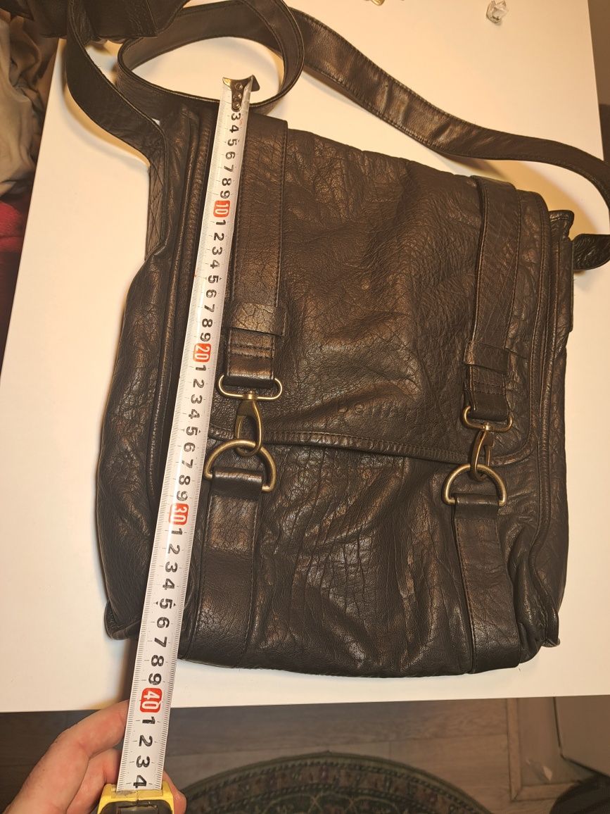 Geanta unisex Noua 180 lei