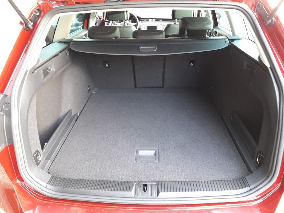 VW Passat Alltrack B8 Auto 190CP