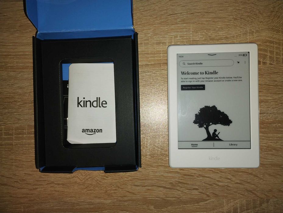 Amazon Kindle (8th Generation) Wi-Fi eBook Readers  SY69JL