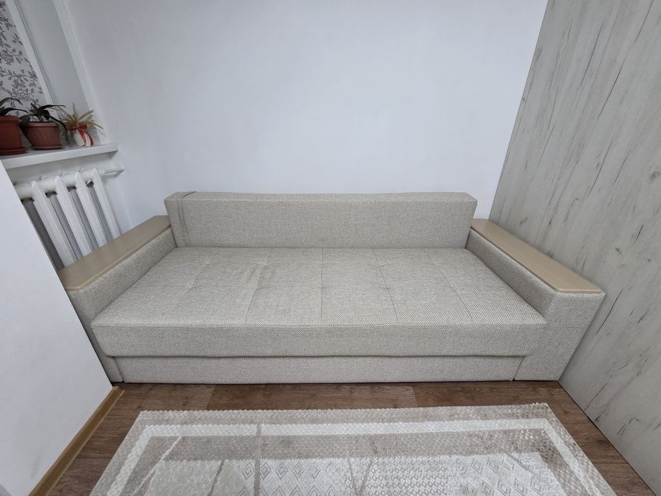 Продам диван, в идеальном состоянии