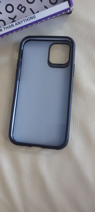 Vând husă mobilFox nouă iphone 11 pro