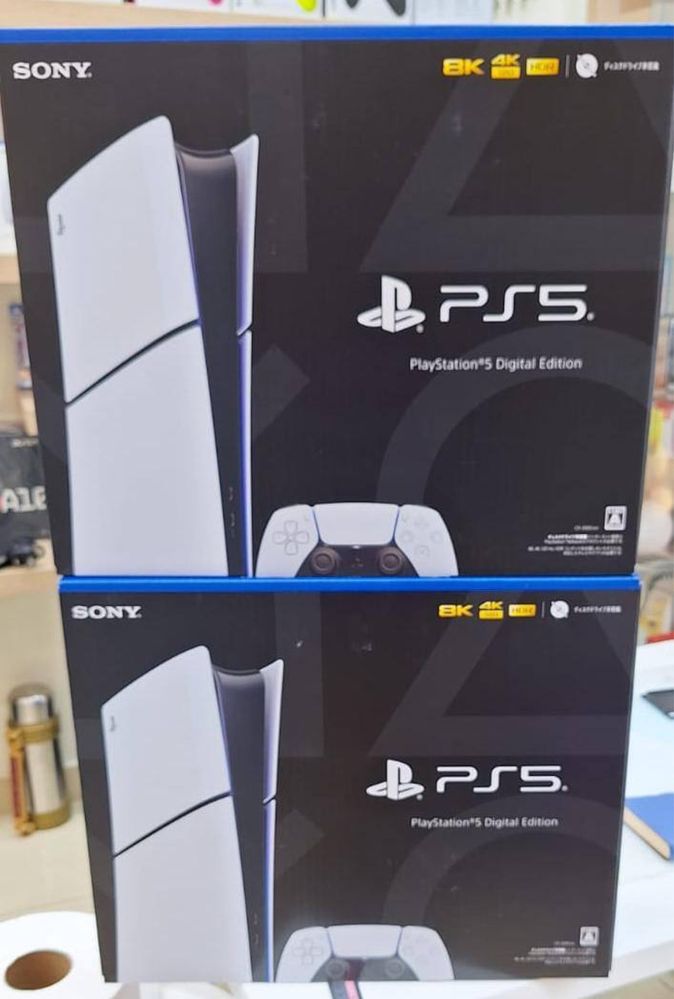 PS5 Slim Djitil  Japan