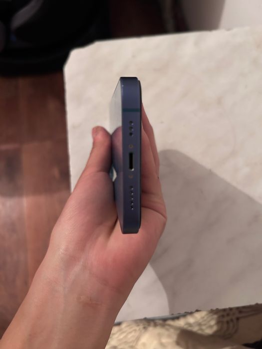 iPhone 13 c гарантией