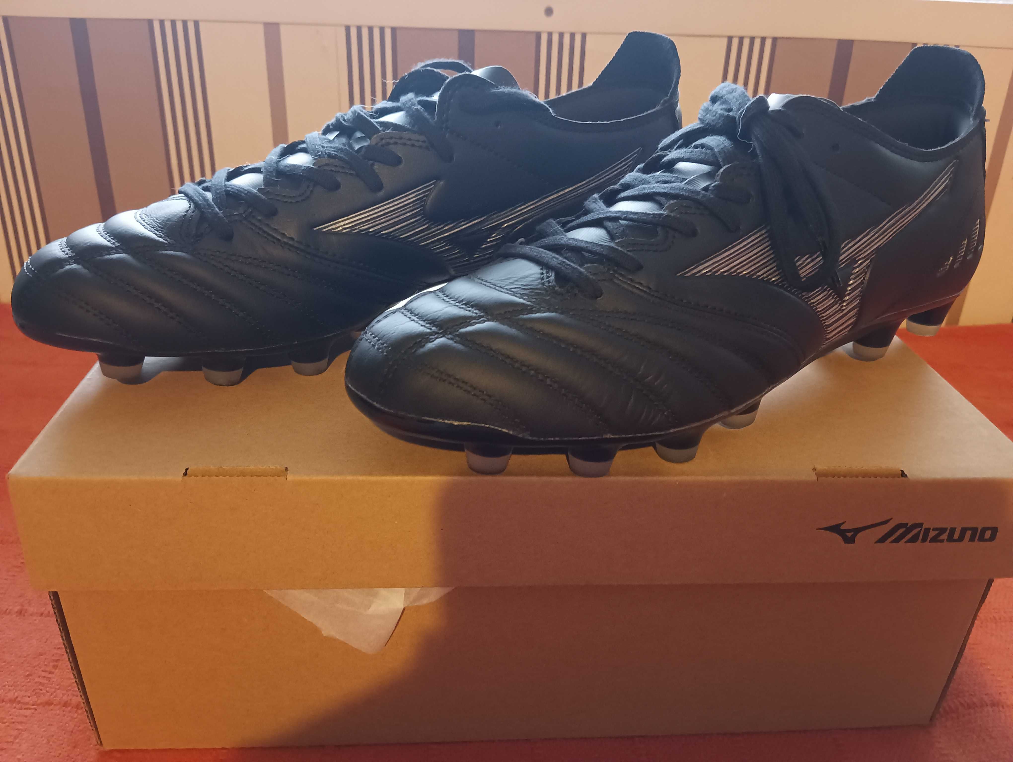 Футболни обувки Mizuno Morelia III PRO