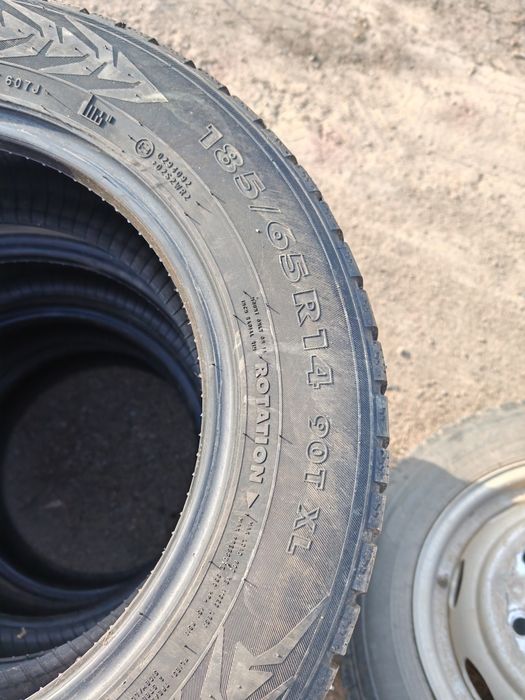 Продам зимние шины r14