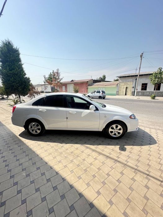 Chevrolet, Gentra Sotiladi